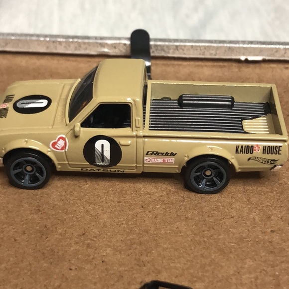 Datsun 620 - Picture 4 of 9